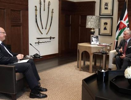 ملك الأردن يتسلم رسالة خطية من رئيس الحكومة العراقية