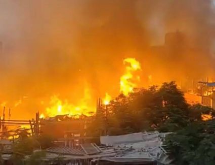 النيابة العامة:  تتنقل لموقع حريق الشرابية للمعاينة وتحديد اسباب الحريق.