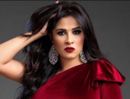 تعافي الفنانة ياسمين عبد العزيز من أزمتها الصحية