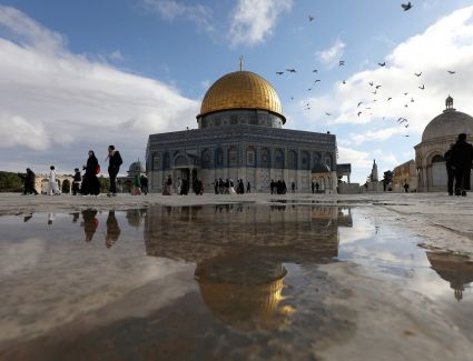 إقتحام مستوطنون إسرائليون ساحات المسجد الأقصى 