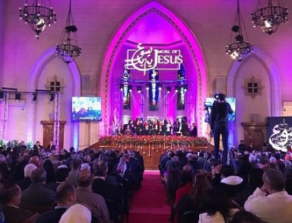 القس أندريه زكي يترأس احتفالات الطائفة الإنجيلية بعيد الميلاد المجيد