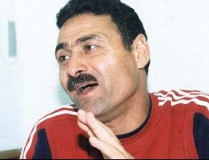 اليوم.. ذكرى ميلاد ثابت البطل "رمز الوفاء" فى الأهلى