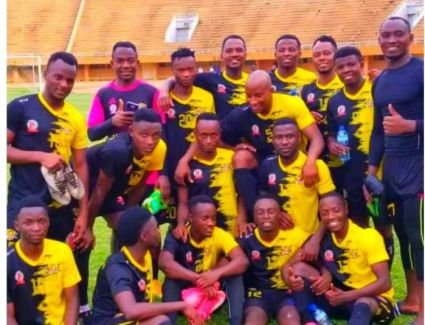 بطل النيجر على موعد لمواجهة القلعة الحمراء 