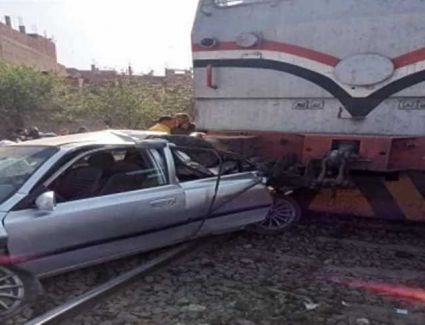 حادث تصادم سيارة ملاكي بقطار في قنا