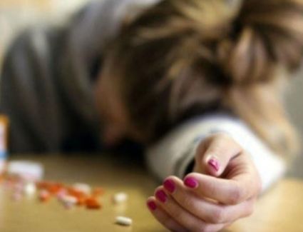 حب المراهقة يدفع حبيبين للإنتحار