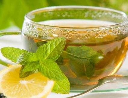 أثناء إتباع حميةغذائية.. احذري الإفراط في تناول الشاي الأخضر لهذه الاسباب