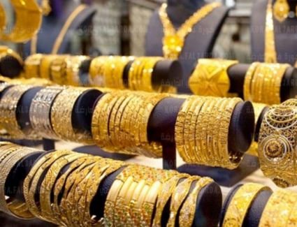 أسعار الذهب تتراجع اليوم 