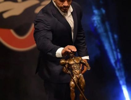 للمرة الثانية علي التوالي توّج بيج رامي ببطولة مستر اولمبيا ٢٠٢١ 