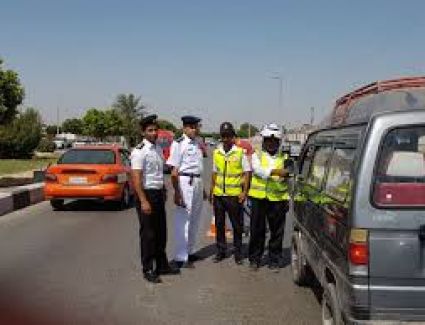 حملة مكبرة بالمنوفية اسفرت عن تحرير 1423 مخالفة مرورية وفحص 35 شخصا جنائيا
