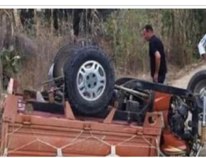 إصابة ٣ أشخاص بسبب إنقلاب تروسيكل علي طريق قلين