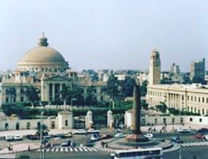 جامعة القاهرة تمنع دخول اي طالب لم يتم تطعيمه 