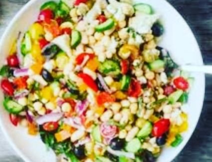 طريقة عمل سلطة البقوليات بالزبادي