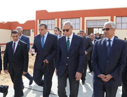 وزير القوى العاملة ومحافظ قنا يتفقدان مركز التدريب المهني بقفط