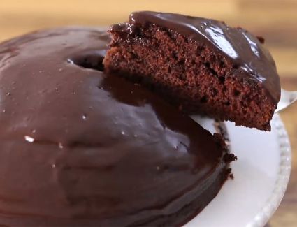 بدون فرن أو بيض، لك طريقة تحضير كيكة الشوكلاته الباردة