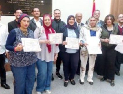 تكريم خريجي الدورة الأولى لتقنيات العالم المعزز و الافتراضي