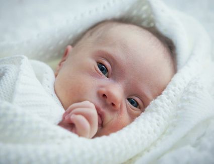 تعرف على أعراض متلازمة الطفل الرمادي، وطرق العلاج