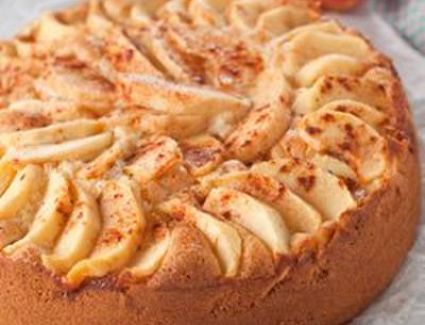 بخطوات سهلة وبسيطة، لك طريقة عمل كيكة التفاح بالمنزل