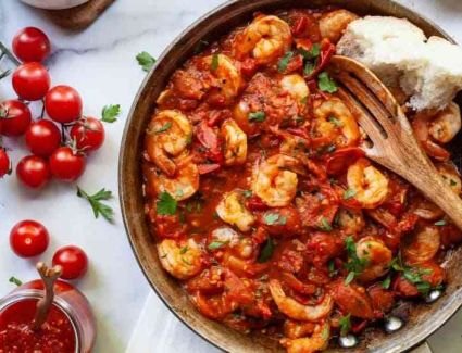 بخطوات سهلة وبسيطة، لك طريقة تحضير الجمبري الاسكندراني