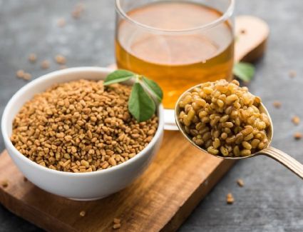 لشعر قوي وطويل، لك أبرز فوائد الحلبة للشعر