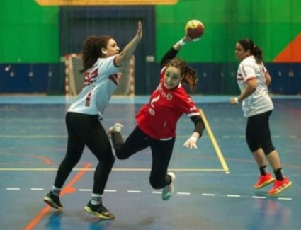 الأهلي يفوز على الزمالك في دوري سيدات اليد