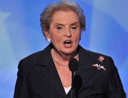 وفاة مادلين أولبرايت أول سيدة تتولى حقيبة الخارجية الأمريكية عن عمر 84 عاما 