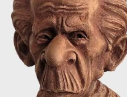 بعد وضعه بمتحف الفن الحديث.. "مى" نحاتة تمثال أحمد فؤاد نجم: عملته من حبى فيه