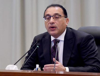 رئيس الوزراء: الدولة مستمرة فى العمل بالمشروعات القومية على مستوى الجمهورية