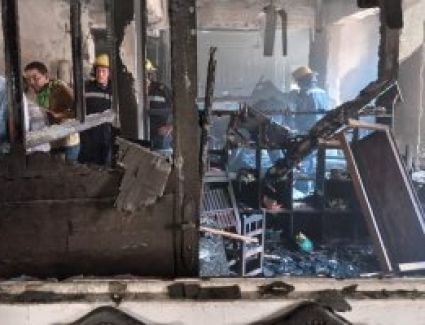 وصول فريق من النيابة لمعاينة آثار حريق كنيسة أبو سيفين في إمبابة