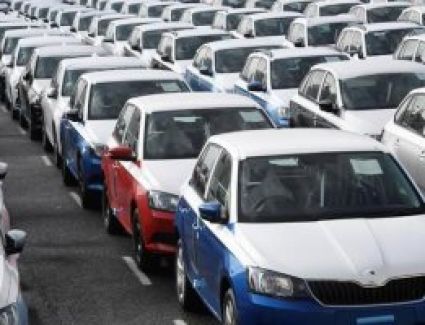 متحدث "الجمارك" يوضح شروط وإجراءات مبادرة استيراد سيارات المصريين في الخارج