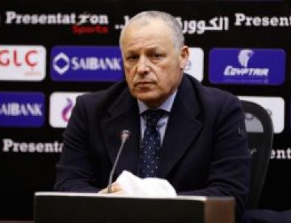 هاني ابو ريدةرسمياً.. اتحاد الكرة يعرض على الأندية إلغاء الـ8 سنوات.. وشرط جديد 