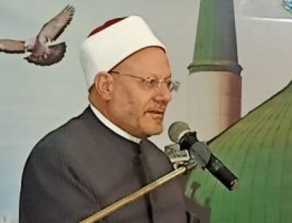 المفتى: علينا التخلص من السلبيات.. والرسول نشر الأمل فى أصعب الظروف