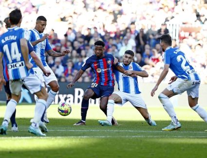 برشلونة يتعادل مع إسبانيول في الدوري الإسباني