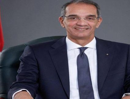 وزير الاتصالات يبحث فرص التعاون مع الهند