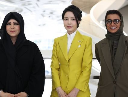 السيدة الأولى تلتقي بالشيخة لطيفة بنت محمد آل مكتوم