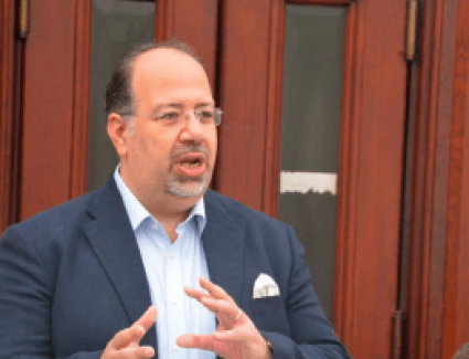 وليد العطار: اتحاد الكرة لم يتلق أى خطابات لإيقاف سافيو مع الأهلى