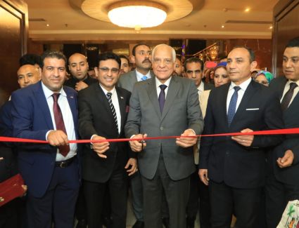 محافظ الجيزة: حريصون على التوسع في إقامة معارض لدعم أصحاب الحرف اليدوية والتراثية |صور