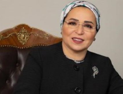 السيدة انتصار السيسى تهنئ الشعب المصرى والأمة الإسلامية بحلول عيد الأضحى المبارك