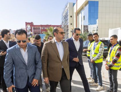 رافقت أكبر قافلة إغاثة لغزة.. جولات تفقدية لحملة المرشح الرئاسي عبدالفتاح السيسي في العريش