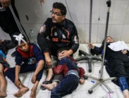 إسرائيل ترتكب 13 مجزرة جديدة في غزة.. وعدد الشهداء بالقطاع يرتفع لـ23708