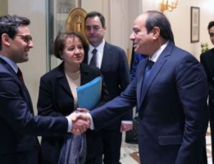 مصر وفرنسا تؤكدان رفضهما المطلق لأية إجراءات تهدف لتهجير الفلسطينيين