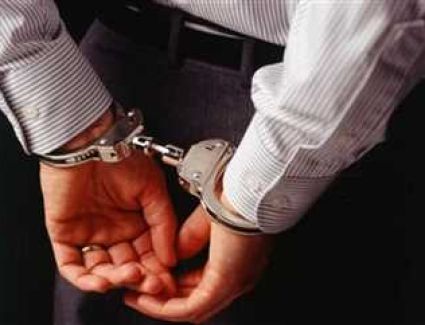 بتهمة الاستيلاء على 12 مليونًا.. القبض على «مدير التجزئة» بأحد البنوك (تفاصيل)