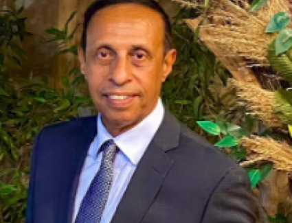 الفنان حسان العربي يكشف معاناته مع الفقر: بمشي على رجلي عشان أوفر الفلوس