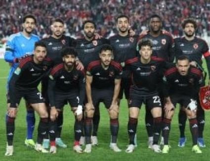 وصول بعثة الأهلي للقاهرة بعد التعادل مع شباب بلوزداد الجزائري