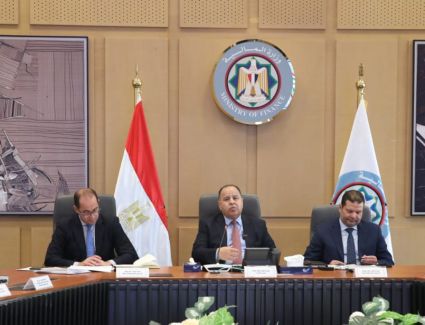  كتب محمد عمار :وزير المالية لـ "المستثمرين والمصدرين": إحنا معاكم لتحفيز الإنتاج والتصدير.. وبلغونا فورًا بأى تحديات تواجهكم  