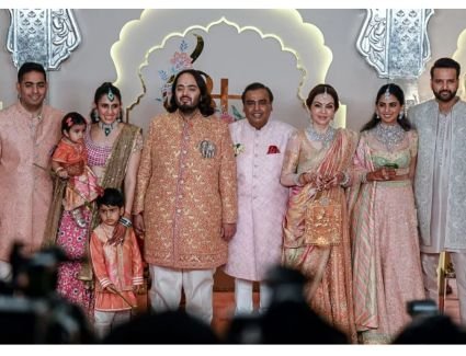 في ليلة أسطورية .. نجوم ومشاهير العالم يجتمعون بحفل زفاف أنانت أمباني