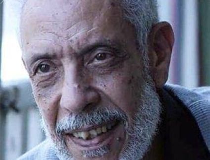 نجوم الفن الكبآر يودعون نبيل الحلفاوي في عزائه