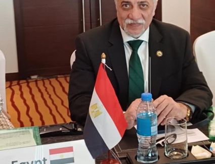 زعيم الأغلبية البرلمانية الدكتور عبدالهادي القصبي يشارك في مؤتمر التغيير بالمناخي وأثره على الصحة والتنمية في دبي .