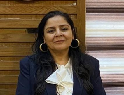 استجابة لشكاوى المواطنين.. نائبة محافظ القاهرة تترأس حملة لإزالة إشغالات "