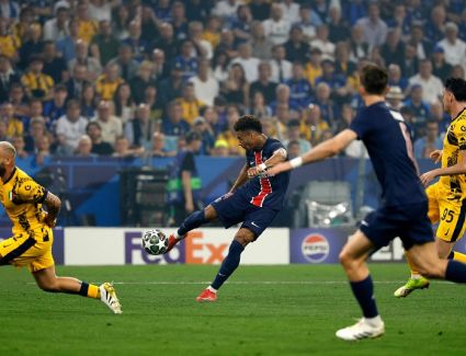 باريس سان جيرمان يسحق إنتر ميلان بخماسية نظيفة ويتوج بطلًا لدوري أبطال أوروبا