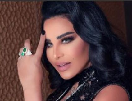 انتظروه نجمة الغناء العربى بجدة رابع أيام العيد